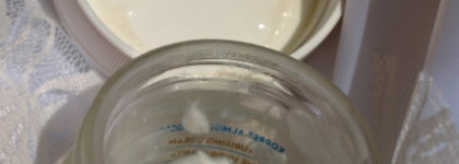 Увлажнение кожи с Korres Almond Blossom Moisturisihg Cream For Oily To Combination Skin