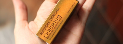 Неуловимые переливы жидких мультихромных теней Natasha Denona Chromium в оттенке Scarab