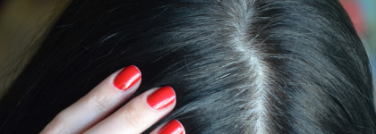 Спрятать седину вместе с тонирующим спреем MAGIC Retouch от L`oreal