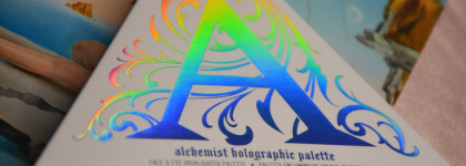 Моя голографическая звезда - Alchemist Holographic Palette от Kat Von D