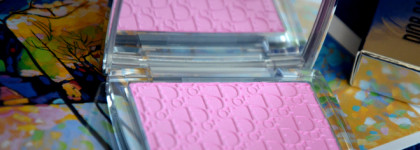 Пробуждающие румяна Dior Backstage Rosy Glow в оттенке 001 pink