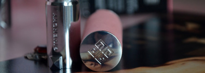 С пылу с жару. Новинка от Givenchy - матовая помада Le Rouge Sheer Velvet в легендарном оттенке 37 rouge graine