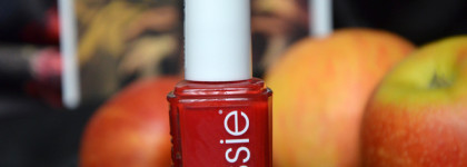 Лак для Белоснежки - Essie Nail Lacquer #61 "Russian roulette"