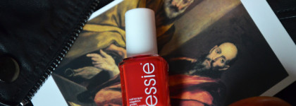 Лак для Белоснежки - Essie Nail Lacquer #61 "Russian roulette"