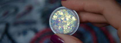 Праздник к нам приходит. Моя коллекция глиттеров