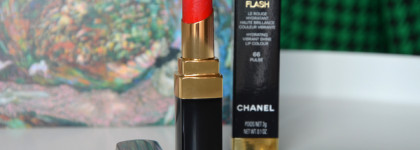 Красных много не бывает. Увлажняющая помада-блеск Chanel Rouge Coco Flash Lipstick в оттенке 66 Pulse