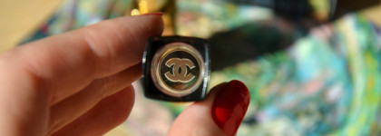 Красных много не бывает. Увлажняющая помада-блеск Chanel Rouge Coco Flash Lipstick в оттенке 66 Pulse