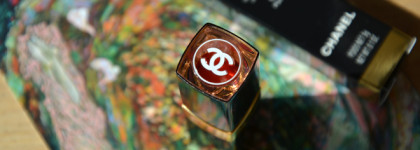 Красных много не бывает. Увлажняющая помада-блеск Chanel Rouge Coco Flash Lipstick в оттенке 66 Pulse