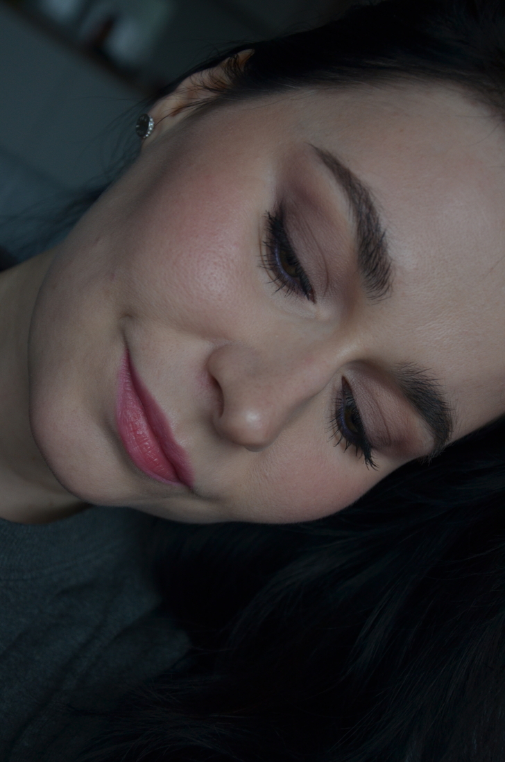 Дневной пасмурный свет