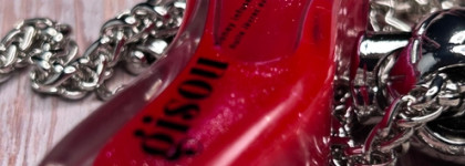 Хайповое масло от Gisou Honey Infused Lip Oil в оттенке Cherry on the Cake