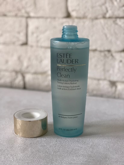 Неоднозначный и очень популярный тоник Estee Lauder Perfectly Clean Multi-Action Toning Lotion Refiner