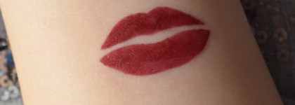 Губная помада Essence Vibrant Shock Lip Paint в оттенке 03 red viper. 