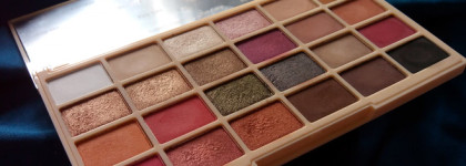 Makeup revolution Soph X eyeshadow palette