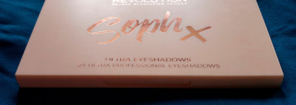 Makeup revolution Soph X eyeshadow palette