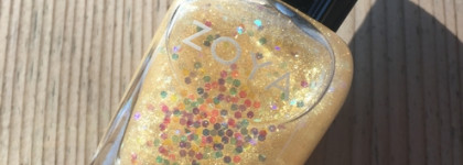 Выбираю лак под цвет украшений: золото к золоту, серебро к серебру. Zoya Cindy и Nail Look Strobe&Globe Brilliant Nude