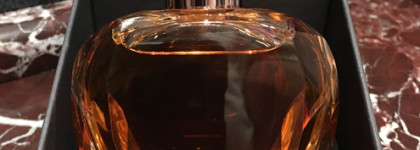 Proserpina Cosmogony Brocard EDP прекрасна снаружи, а что внутри?