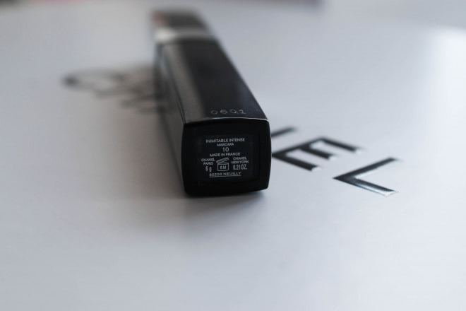 Разочароваться или полюбить? Chanel Inimitable Intense в цвете 10 Noir