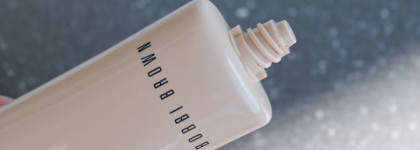 Увлажнение и сияние с Bobbi Brown Nude Finish Tinted Moisturizer SPF 15 Extra Light Tint