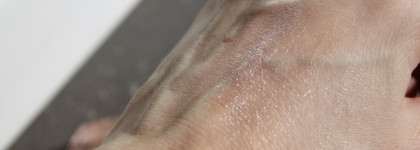 Минеральные тени для век Overshadow от The Balm в оттенке Work is Overrated