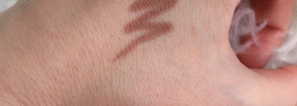 Моя бесконечная любовь NYX  LIP Liner Nude Beige