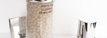 Борьба с пигментацией и покраснениями жемчужной сывороткой La Prairie White Caviar Illuminating Pearl Infusion