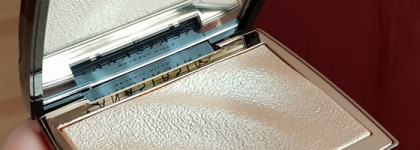 Сигнальные огни  или хайлайтер Amrezy от  Anastasia Beverly Hills