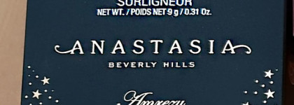 Сигнальные огни  или хайлайтер Amrezy от  Anastasia Beverly Hills