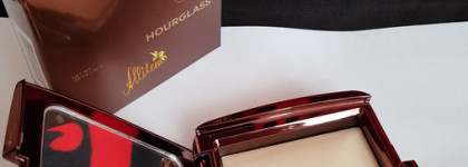 Эффект совершенства от Hourglass