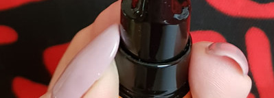 Увлажняющий бальзам для губ на золотом наконечнике или Hourglass Lip Treatment Oil №28