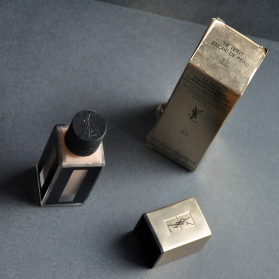 Yves Saint Laurent Le Teint Encre de Peau Fusion Ink Foundation SPF 18 PA +++ B 10 Beige