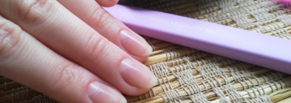 Красивая кутикула и крепкие ногти. Необрезной маникюр вместе с пилкой Orly Crystal Line