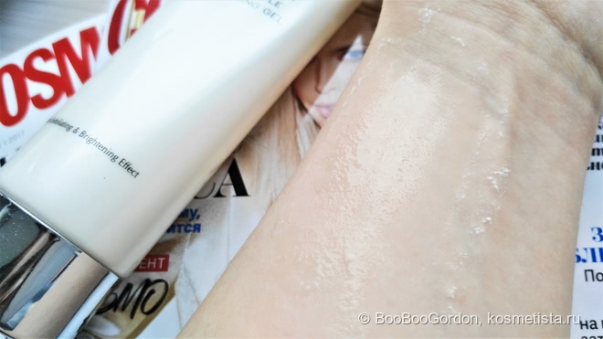 Мягкое очищение для чувствительной и комбинированной кожи. Limoni Amazing Apple Facial Peeling Gel