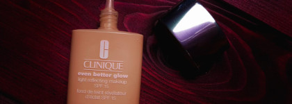 Clinique Even Better Glow Light Reflecting Makeup Spf15