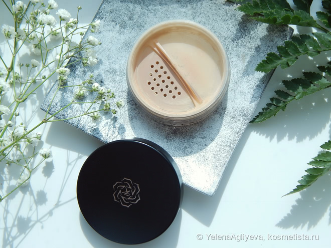 Cравнение минеральных основ Ofra Derma Mineral Makeup Loose Powder Foundation, Kristall Minerals cosmetics для проблемной кожи и Gosh Mineral Powder. Тест-драйв в течение дня