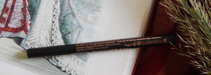 Две сестрички с разными характерами. Подводки для глаз Catrice Calligraph Pro Precise 24h Matt Liner Waterproof и Essence Eyeliner Pen Longlasting