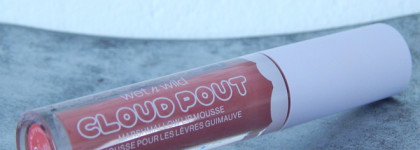 Когда не можешь удержаться от сладкого. Wet N Wild Cloud Pout Marshmallow Lip Mousse в оттенке Girl, You're Whipped