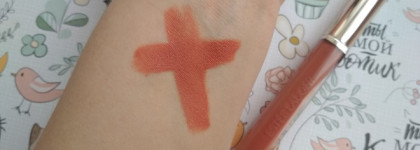 Жидкая губная помада с матовым покрытием Estee Lauder Pure Color Love Matte в оттенке 102 Sharp Cookie