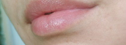 Масло для губ Stellary lip oil “Burgundy&Gold” - праздник к нам приходит