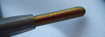 Influence Beauty дуохромный карандаш Neochrome 03 Solar flame