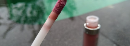 Buxom Full-On Plumping Lip Cream Gloss в оттенке Dolly