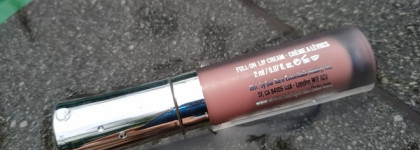 Buxom Full-On Plumping Lip Cream Gloss в оттенке Dolly