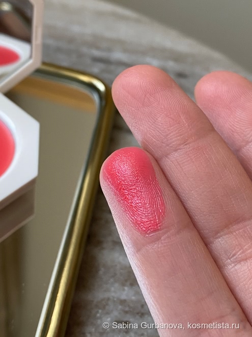 Fenty Beauty Cheeks Out Freestyle Cream Blush в оттенке Strawberry Drip
