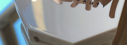 Fenty Beauty Cheeks Out Freestyle Cream Blush в оттенке Strawberry Drip