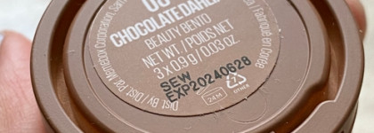 Корейские тени в стаках от бренда Kaja - Beauty Bento. Оттенки 08 Chocolate Dahlia и 07 Glowing Guava