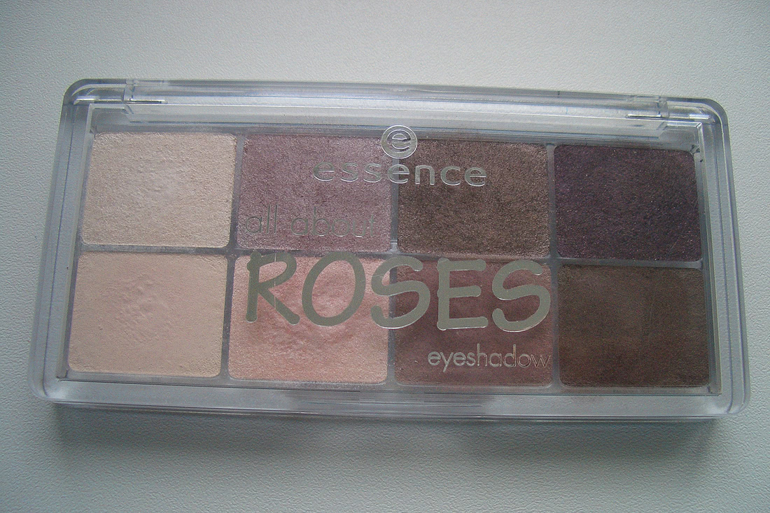 Романтика навсегда с Essence All About Roses Eyeshadow + 2 варианта макияжа глаз