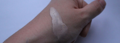 Достойнейший из достойных MAC Pro Longwear Concealer  Cache-Cernes