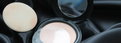 Невесомая Компактная Пудра Next To Nothing Powder / Pressed от Mac