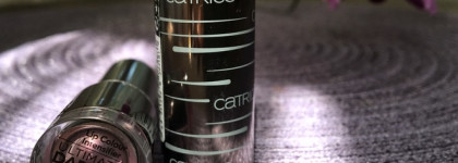 Моя первая "чёрная" помада: Catrice Lip Colour Intensifier - Ultimate Dark Lip Glow