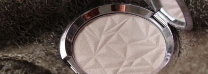 Моя коллекция хайлайтеров. Подробный обзор на пять из них