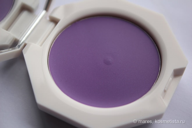 Новинка от Fenty Beauty: кремовые румяна Cheeks Out Freestyle Cream Blush в оттенке Drama Cla$$